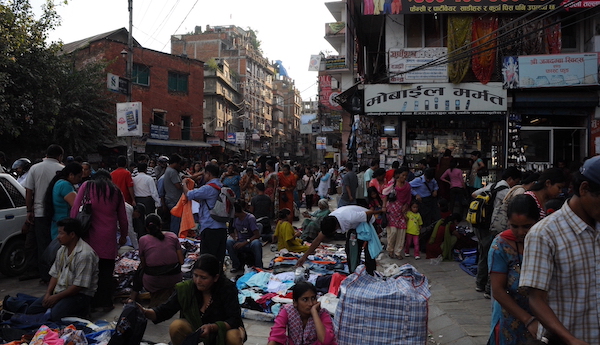 NEPL Kathmandu アサン・チョーク付近